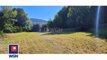 Grunt budowlany jednorodzinny na  sprzedaż Ustroń - Teren nad strumykiem.